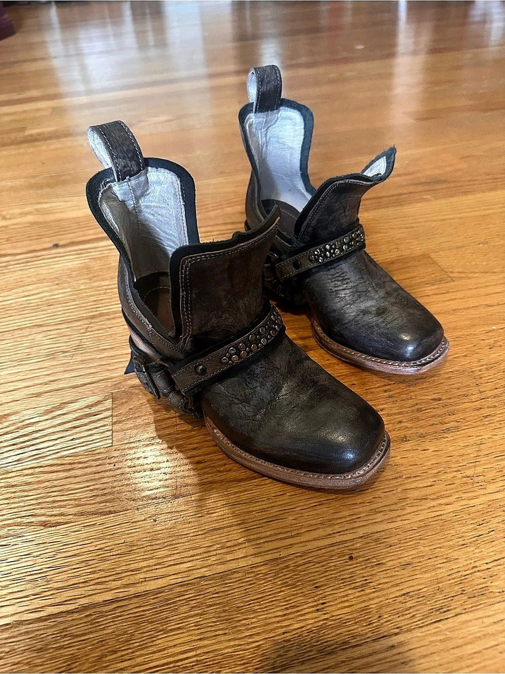 Freebird Dusty ,buckle accents. Step in bootie shoe. New, sole protection added.